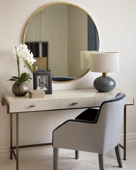 Rooms With Vanity And Desk, Rachel Winham, Make Up Desk Ideas, Wall Hung Dressing Table Mirror, Hotel Dressing Table, Bedroom Console, Working Desk In Bedroom, Bedroom Makeup Station, Mirrors In Bedroom