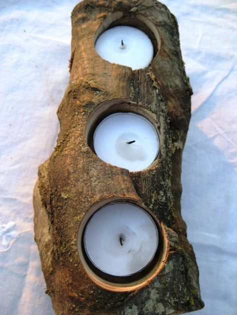 Candles inside the Log How To Make Candle, Make Candle Holders, Hood Wedding, Make Candle, Log Ideas, Collars Diy, Tree Collar, Candle Ideas, Diy Tree