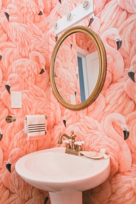 Tenniswood Inspiration, Small Half Baths, Estilo Kitsch, Easy Home Improvement Projects, Easy Home Improvement, Flamingo Wallpaper, Murphy Beds, Half Bathroom, Diy Remodel