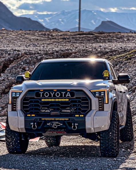 The perfect Tundra 💪 @tundratoyo22.hi  #toyota #toyotausa #toyotatundra #trd #toyotaracingdevelopment #trdoffroad #trdsport #yotaswanderlust #yotamafia #yotafamily #tundra Toyota Tundra Off Road, Tundra Lifted, Toyota Tundra Lifted, Lifted Tundra, Toyota Racing Development, Toyota Tundra Trd Pro, Tundra Trd Pro, Toyota Usa, Toyota Tundra Trd