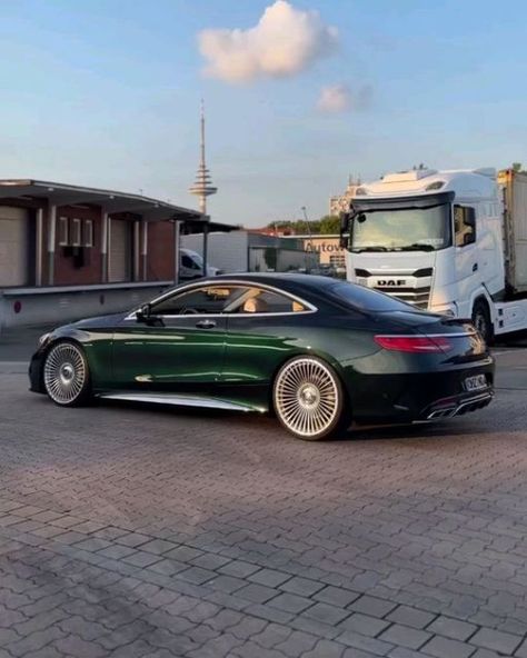 Mercedes-Benz & Maybach Fans on Instagram: "Emerald Green S63 AMG ____________________________ 📹: @bakerm3 #mercedesbenz #mercedesamg #mbmaybachluxury #s63 #s63amg #s65amg #sclass #mercedesmaybach #s65 #maybachcabriolet #c217 #mbux #newsclass #a217 #scoupe #scabrio #s650cabriolet #s650maybach #s650cabrio #mercedes" S63 Amg Coupe, Amg Benz, Benz Amg, Emerald Green, Mercedes Benz, Emerald, Green, Coupe