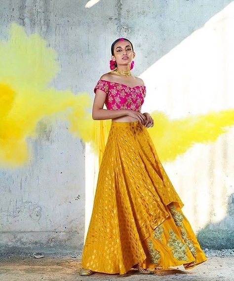 Mehndi outfits perfect for the modern bride are easily found when shopping at @estecouture - This @houseofmasaba ensemble marries tradition & contemporary design 💛 Regal Bride, House Of Masaba, Lengha Dress, Garba Dress, Mehndi Outfits, Haldi Outfit, Indian Wedding Inspiration, Red Carpet Gowns, Yellow Skirt