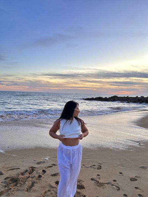 beach outfit
all-white outfit
matching set
sunset
Portugal
Faro Portugal
Quarteira Portugal
beach photoshoot
linen pants
beach sunset Sunset Beach Outfit, Portugal Outfits, Faro Portugal, Sunset Beach, Beach Outfit, Portugal