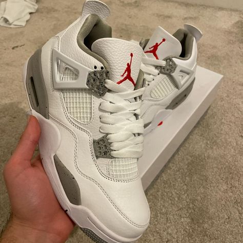 Jordan 4 White Oreo Size 8 and 8.5 available ✅ Next... - Depop Oreo Jordan 4’s, Oreo 4s, Jordan 4 White Oreo, Jordan 4 Oreo, Tenis Jordan, Jordan 4 Red, Jordan 4 White, Jordan 4’s, Girly Pop