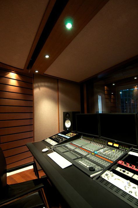 LP Swist - Recording Studio Designer and Acoustical Consultant Audio Recording Studio, Studio Renovation, Home Recording Studio Setup, Recording Studio Setup, Music Recording Studio, Recording Studio Design, Music Studio Room, Control Room, Home Recording Studio