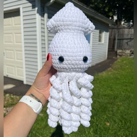 Hand Crafted Toys | White Squid Crochet Amigurumi Plushie | Color: White | Size: Os Easy crochet toys #easycrochettoys #crochet #crochettoy #crochetpattern #crochetpatterns 5.96 Toys Quotes, Ocean Crochet, Market Crochet, Crochet Characters, Crochet Stuffies, Crochet Toys Free Patterns, Crochet Plushies, Crochet Toys Free, Amigurumi Animals