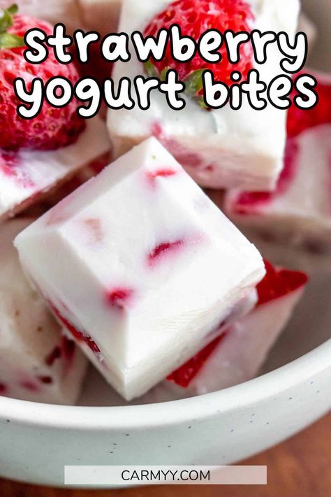 Strawberry Yogurt Recipes, Strawberry Yogurt Bites, Strawberry Yogurt Bark, Healthyish Recipes, Frozen Yogurt Popsicles, Strawberry Bites, Frozen Yogurt Bites, Yogurt Popsicles, Yogurt Bites