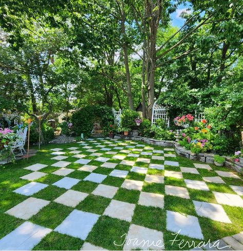 Alice In Wonderland Garden, Wonderland Garden, Alice In Wonderland Theme, Creative Gardening, Backyard Inspo, Free Facebook, Backyard Fun, Vintage Garden, Backyard Design