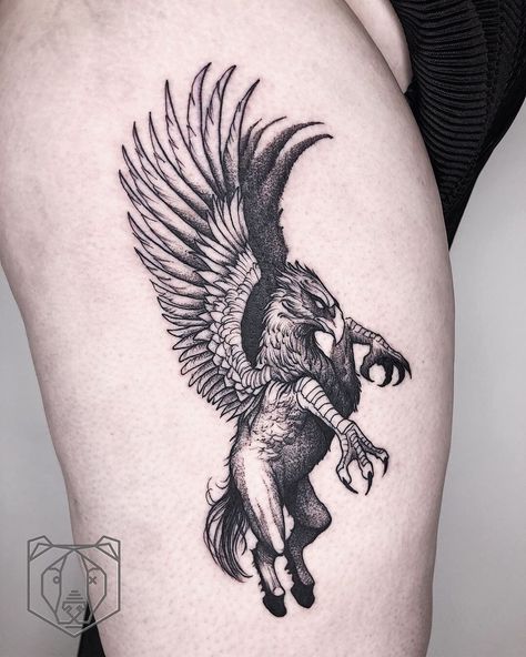 Harry potter hippogriff tattoo by @keanu_illu at Blackbear ink Hippogriff Tattoo, Harry Potter Hippogriff, Griffin Tattoo, Random Tattoos, Hp Tattoo, Harry Potter Tattoos, Greek Tattoos, Celebrity Tattoos, Tattoo Inspo