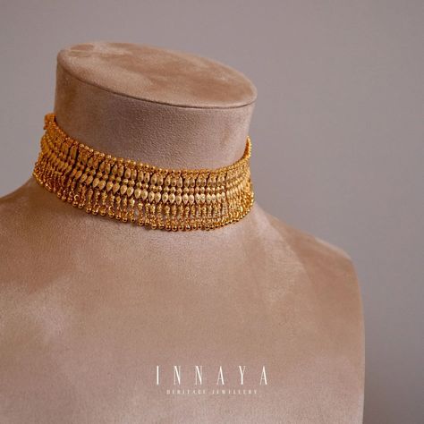 Choker Necklace Designs Gold Indian, Gold Choker Necklace Indian, Wedding Gold Jewelry, Jewellery Choker, Gold Jewelry Set, Gold Chokers, Unique Gold Jewelry Designs, Bridal Jewellery Inspiration, Work Necklaces