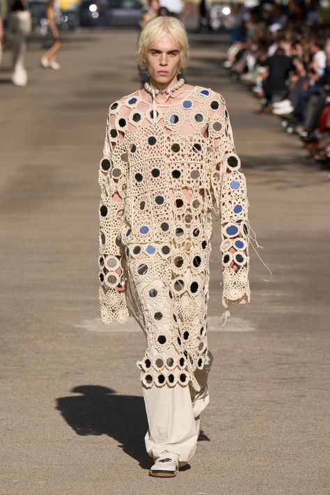 stella mccartney ss24 ready to wear collection (pfw) Spring Summer 2024 Fashion Trends, Red Lace Prom Dress, Knitwear Trends, Ss 2024, Tiktok Fashion, 2024 Fashion Trends, Fashion Crochet, Copenhagen Fashion Week, Knitwear Fashion