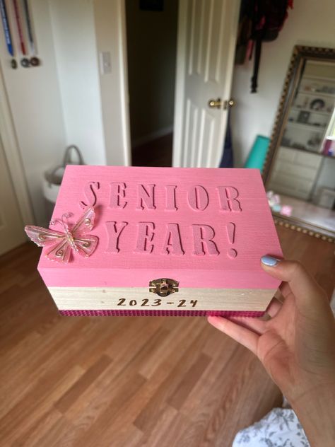 Junior Memory Box Ideas, Senior Box Ideas 2025 Pink, Senior Year Box Ideas 2025, Senior Boxes 2025, Senior Year Memory Box Ideas, Senior Box Ideas 2025, Senior Memory Box Ideas, Senior Box Ideas, Senior Boxes