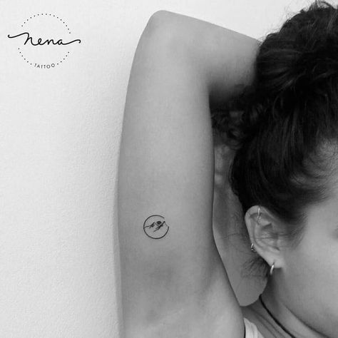 Tiny Minimalist Tattoo, Skiing Tattoo, Moutain Tattoos, Small Mountain Tattoo, Inside Of Arm Tattoo, Minimalist Tattoo Meaning, Mountain Tattoo Simple, One Line Tattoo, Circle Tattoos