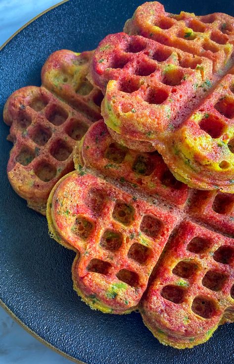 Rainbow Dhokla Waffle Khaman Dhokla, Gujarati Snacks, Rainbow Waffles, Dhokla Recipe, Kids Breakfast, Sweet Chilli Sauce, Indian Breakfast, Sweet Chilli, Waffle Recipes