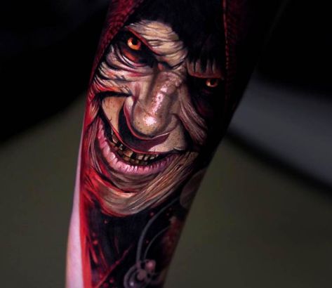 Darth Sidious tattoo by Michael Taguet Star Wars Tattoo Sleeve, Darth Sidious, Sales Website, Star Trek Funny, Fusion Ink, Realistic Tattoo, Star Wars Tattoo, World Tattoo, Top Tattoos