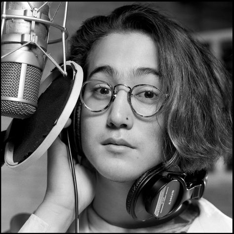 Young Sean Lennon by Timothy White Beatles Kids, Jhon Lennon, John Lennon Yoko Ono, Sean Lennon, Julian Lennon, John Lennon And Yoko, John Lennon Beatles, Beatles John, Sore Eyes