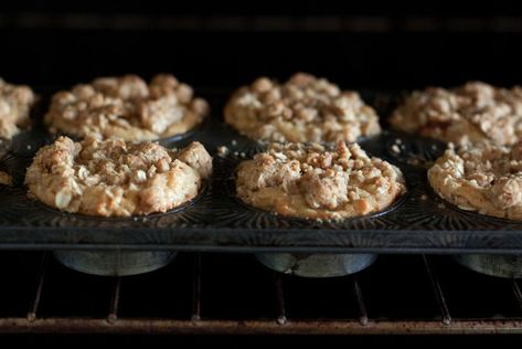 A crumble-topped muffin recipe made with an oatmeal and yogurt base. Craggy, golden-topped, the last thing I'll bake before moving on to a new oven. 101 Cookbooks, Oatmeal Muffin Recipes, Oatmeal Muffins, Crumble Recipe, Mini Muffin Pan, Crumble Topping, Oatmeal Recipes, Muffin Recipes, Baked Goods