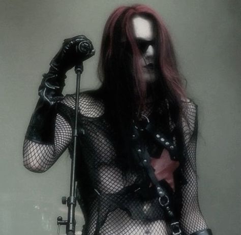 #seanbrennan #gothicrock #goth #gothic #band #gothmusic #londonaftermidnight Sean Brennan, Real Life Vampires, London After Midnight, Metal Goth, Goth Core, Goth Music, Arte Punk, After Midnight, Gothic Metal