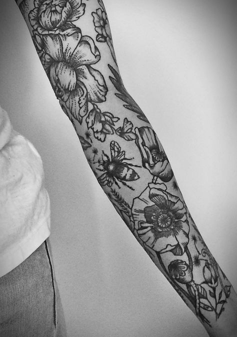 Floral sleeve tattoo with bee. Botanical ink Graden Sleeve Tattoo, Botanical Tattoo Black And White, Floral And Bug Sleeve Tattoo, Flora And Fauna Tattoo Sleeve, Flower And Bug Tattoo Sleeve, Bug Sleeve Tattoo, Botanical Tattoo Sleeve Black, Bug Tattoo Sleeve, Botany Tattoo