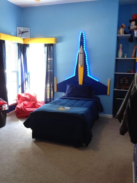 Bedroom, Headboard, Airplane, Blue Angels, Jet Fighter, Navy, for kids bedroom. Plane Bedroom Ideas, Airplane Bedroom For Boys, Airplane Themed Bedroom, Navy Room Ideas, Boys Airplane Bedroom, Airplane Kids Room, Plane Room, Airplane Bedroom, Airplane Boys Room