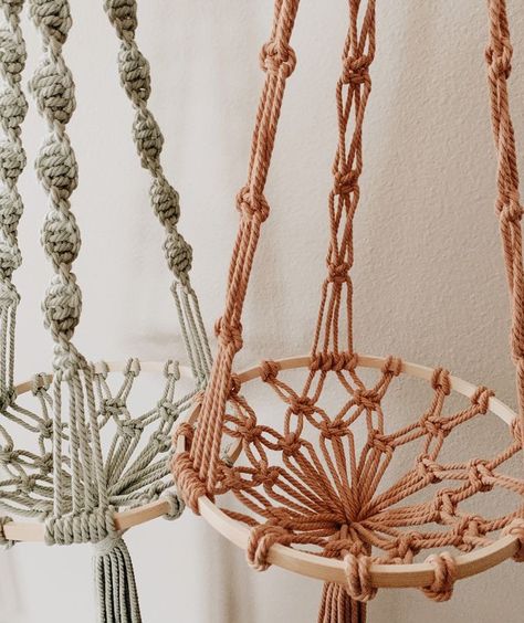 Macrame Plant Hanger Ideas, Gecko Terrarium, Pola Macrame, Macrame Plant Hanger Tutorial, Macrame Plant Hanger Patterns, Macrame Knots Pattern, Diy Macrame Plant Hanger, Macrame Wall Hanging Diy, Support Plante