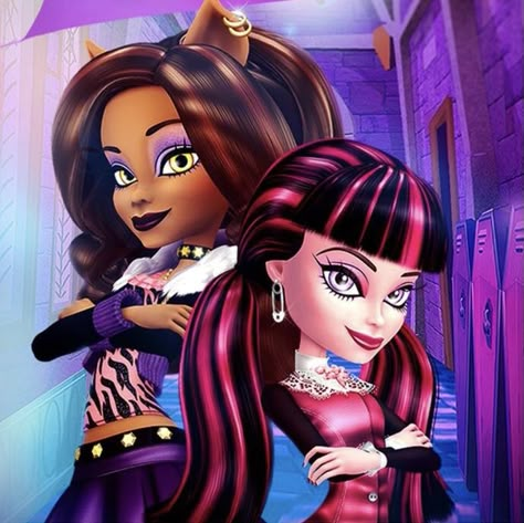 Monster High Best Friends, Monster High Matching Pfp Clawdeen And Draculaura, Girl Duos Characters, Monster High Matching Pfp For 2 Friends, Iconic Duo Characters, Dracula And Clawdeen, Monster High Matching Pfp Duo, Two Besties Cartoon, Draculaura And Clawdeen Matching Icons