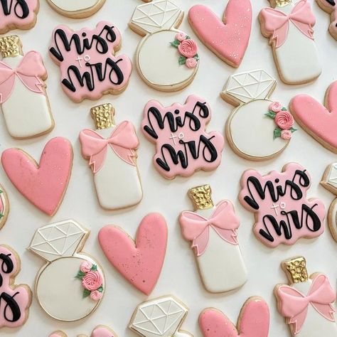 Kiss The Miss Goodbye Cookies, Miss To Mrs Cookies, Miss To Mrs, Taking Photos, I Forgot, Thank God, Fun Fact, Afternoon Tea, Cookie Decorating