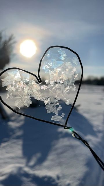 Snow Heart Aesthetic, Heart In Snow, Nature Hearts Pictures, Hearts In Nature Photography, Heart On Car Window Rain, Heart In Snow Aesthetic, Heart Shaped Nature Image, Ice Heart, Diy Furniture Redo