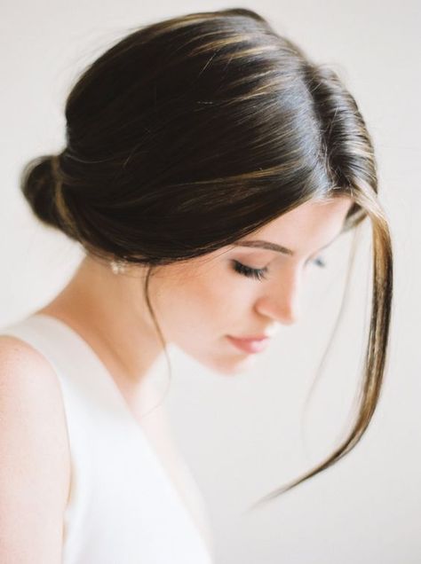 Editorial Posing, Wedding Hairstyles And Makeup, Minimal Beauty, Fine Art Film Photography, Color Minimalist, Photography Board, Bridal Details, Bridal Hair Inspiration, Bride Portraits