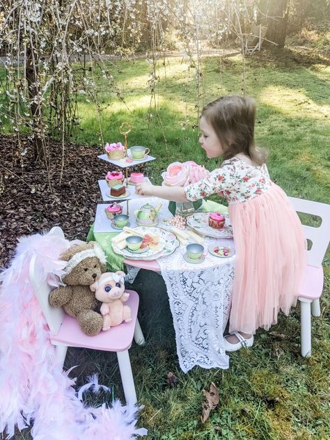 2nd Birthday Party Photoshoot Ideas, Tea Party Photoshoot Ideas, Mommy And Me Tea Party Photo Shoot, Tea Party Mini Session, Tea Party Photoshoot Kids, Tea Party Photo Booth, Sisters Tea Party Photoshoot, Mom And Me Tea Party Photos, Tea Party Photoshoot