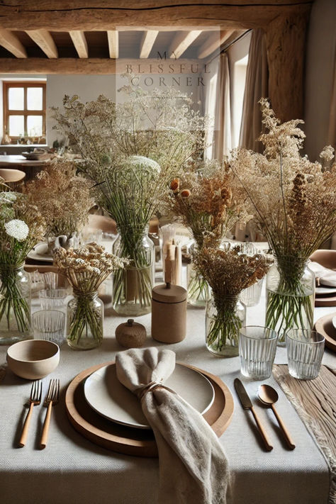 neutral table setting Modern Thanksgiving Decor Fall Table, Dried Pampas Table Decor, Dining Room Thanksgiving Table, Table Settings Without Table Cloth, Organic Fall Tablescape, Round Dining Table Place Settings, Dark Brown Table Setting, Earthy Table Decor, Farmhouse Dinner Party