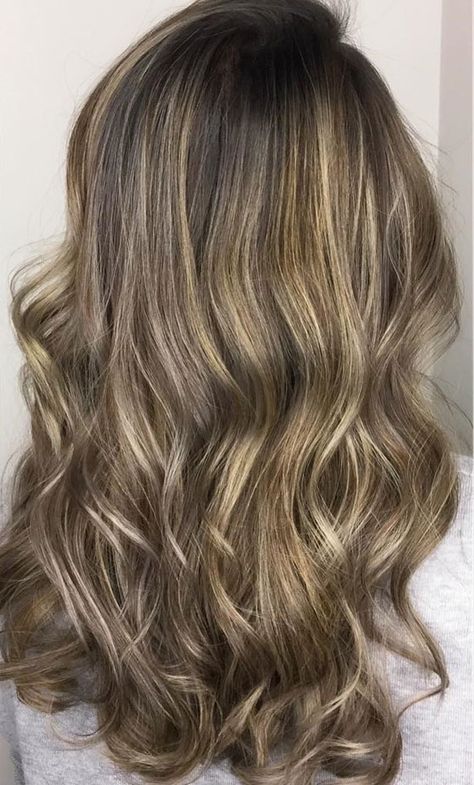 30 Ash Blonde Hair Color Ideas That You’ll Want To Try Out Right Away Golden Hair Color, Ash Blonde Hair Color, Ash Blond, Ombre Curly Hair, Ash Blonde Hair Colour, Balayage Blond, Ombre Blond, Ash Hair, Ash Blonde Balayage