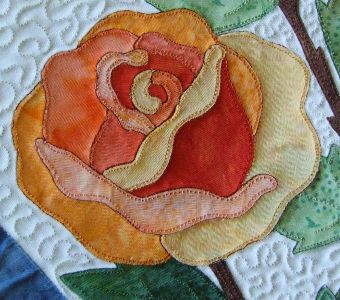 Rose Applique Pattern, Applique Roses, Flower Applique Patterns, Rose Quilts, Rose Patchwork, Landscape Collage, Patchwork Quilting Designs, Applique Flower, Applique Flowers