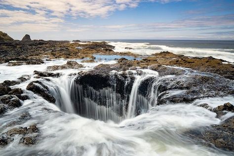 thor's well; thors well; thors well oregon; draining the ocean; thor s; thor's well, oregon; oregon ocean; hole in the ocean; hole in ocean; ocean hole; thor usa; cape perpetua thor's well; sinkhole oregon; thor's well cape perpetua; thor's; thor's cape; thor well; ocean well; sink hole in oregon; Thors Well Oregon, Thors Well, State Of Oregon, High Tide, In The Ocean, Pacific Coast, Pacific Ocean, Niagara Falls, The Ocean