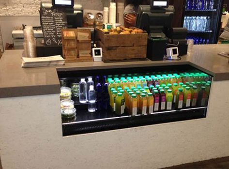 Display Do’s and Don’ts - Foodservice Equipment & Supplies Till Counter, Drinks Fridge, Restaurant Counter, Cafe Display, Cafe Counter, Drink Display, Coffee Bar Design, How To Store Bread, Pizza Bar