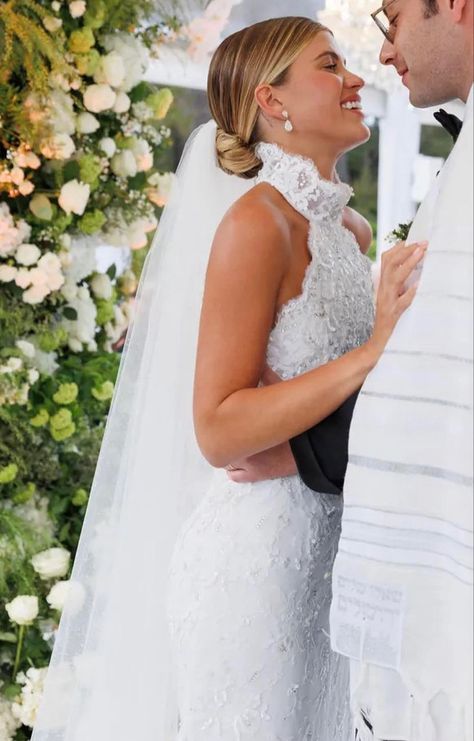 Slick Bridal Bun With Veil, Meghan Markle Second Wedding Dress, Bridal Hairstyles For High Neck Dresses, Sophie Richie Wedding Hair, Sophie Richie Hair Wedding, Sleek Bridal Hair With Veil, Sofia Richie Wedding Hair Bun, Bridal Hair High Neck Dress, Stassi Schroeder Wedding Hair