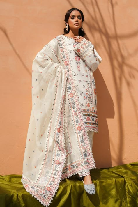 Multi Floral Embroidered Pakistani Kameez Salwar Suit with Dupatta Brown Clothes, Suit With Dupatta, Desi Clothing, Eid Outfit, Desi Fits, Desi Wear, Salwar Kamiz, Casual Indian Fashion, Beautiful Pakistani Dresses