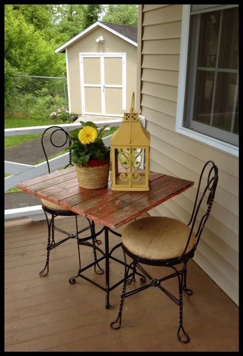 Burlap Bistro Set by FunCycled www.funcycled.com Porch Bistro Set Decor, Bistro Set Front Porch, Front Porch Bistro Set Decor, Front Porch Bistro Set Ideas, Patio Bistro Set Ideas, Bistro Set Makeover, Room With No Windows, Artist Hands, Bistro Table And Chairs