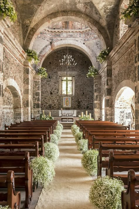 Wedding Church Decor, Church Wedding Decorations, Wedding Church, Future Wedding Plans, Old Church, Wedding Aisle, Church Decor, Wedding 2024, Wedding Goals