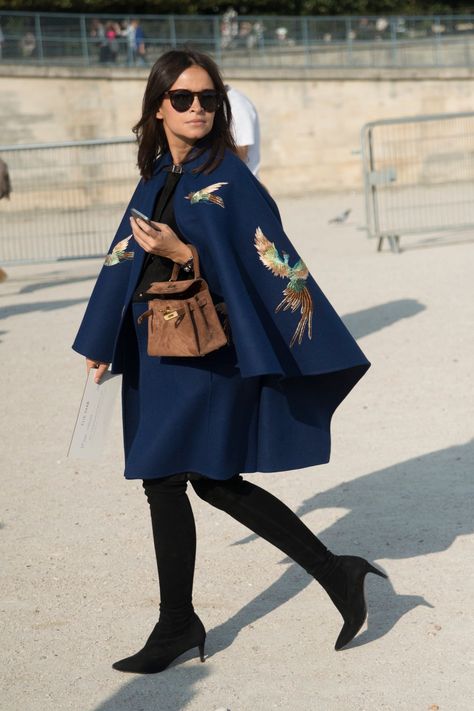 Hermes Colors, Cape Clothing, Tuxedo Styles, Cape Outfit, Winter Cape, Dresses And Tights, Autumn Knitwear, Miroslava Duma, Suede Bag