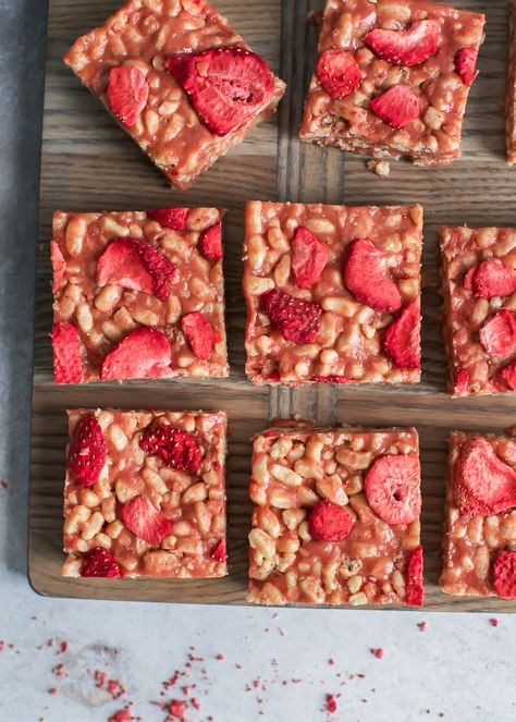 Strawberry Rice Crispy Treats, Healthy Birthday Treats, Healthy Salty Snacks, Healthy Indian Snacks, Healthy Snack For Kids, Fit Mitten Kitchen, Healthy Birthday, Healthy School Snacks, Snack For Kids