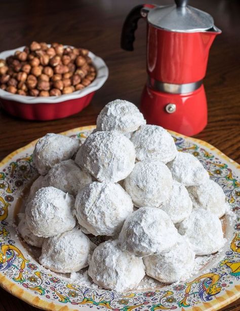 Picture Nut Balls Recipe, Butterball Recipe, Nut Balls, Butterball Cookies, Italian Christmas Cookie Recipes, Italian Cookie, Italian Christmas Cookies, Italian Cookie Recipes, Recipes Authentic