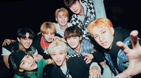 Stray kids wallpaper Fun Wallpaper, Digital Assets, Apple Music, Stray Kids, Cheese