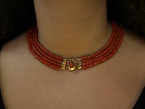 Corals Indian Jewellery, Coral Choker Necklace, Small Coral Beads Jewellery, Coral And Pearl Jewellery, Coral And Pearl Beads Jewellery, Coral Chain Designs, Havala Jewellery, Corals And Pearls Jewellery, Coral Necklace Indian Gold