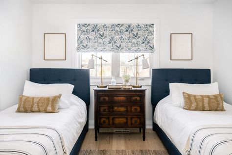 Twin Beds With Window Between, Dresser Between Twin Beds, Twin Bed No Headboard, Bed Against Window, Bed No Headboard, Beds With Headboards, Dining Room Banquette, Kid Bedrooms, Blue Headboard