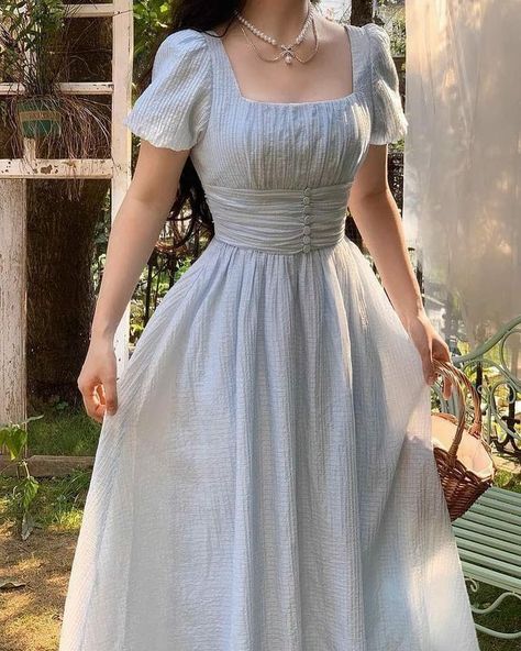 Modest Girly Outfits, Simple Frocks, Old Fashion Dresses, Modest Dresses Casual, Elegant Dresses Classy, Quick Outfits, Vestidos Vintage, Modest Fashion Outfits, Modest Dresses