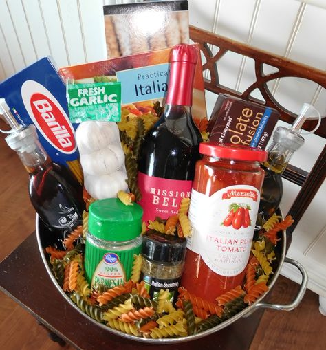 Italian Dinner Basket Ideas, Italian Night Gift Basket, Dinner Gift Basket Ideas, Steak Gift Basket, Dinner Gift Basket, Steak And Lobster Dinner, Italian Gift Baskets, Steak Gift, Liquor Gift Baskets