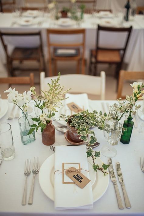 Table Rustic Wedding Table Setting, Rustic Italian Wedding, Back Garden Wedding, Rustic Glam Wedding, Rustic Wedding Table Decor, Garden Wedding Reception, Garden Reception, Rustic Wedding Table, Rustic Fall Wedding