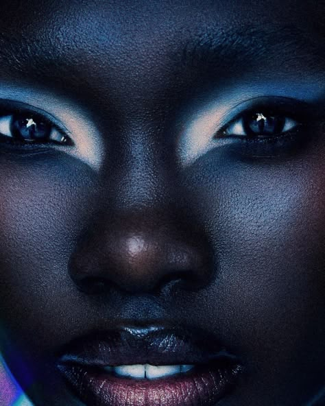 Black Eyeshadow Blue Eyes, Nigerian Makeup, Eyeshadow Inspiration, Avant Garde Makeup, Black Eyeshadow, Ethereal Makeup, Creative Makeup Looks, Blue Eyeshadow, Looks Black