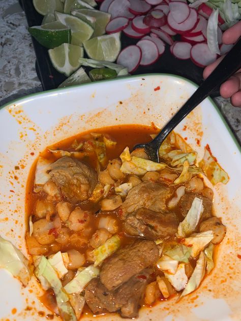 Posole soup mexican food holidays Latina Food, Posole Soup, Mexican Aesthetic, Food Holidays, Tri Sigma, Hispanic Food, Mexican American, Pretty Food, Food Cravings